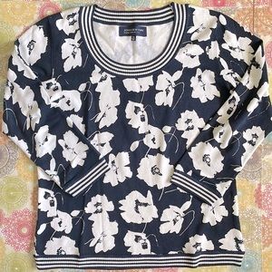 Jones New York Vintage Signature Petites Floral Top